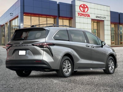 2026 Toyota Sienna XLE 8 Passenger