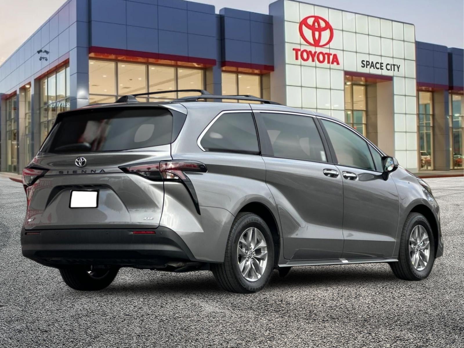 2026 Toyota Sienna XLE 8 Passenger