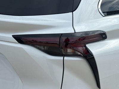 2026 Toyota Sienna XLE 8 Passenger
