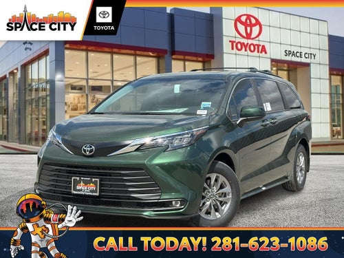 2026 Toyota Sienna XLE 8 Passenger