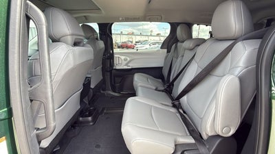 2026 Toyota Sienna XLE 8 Passenger