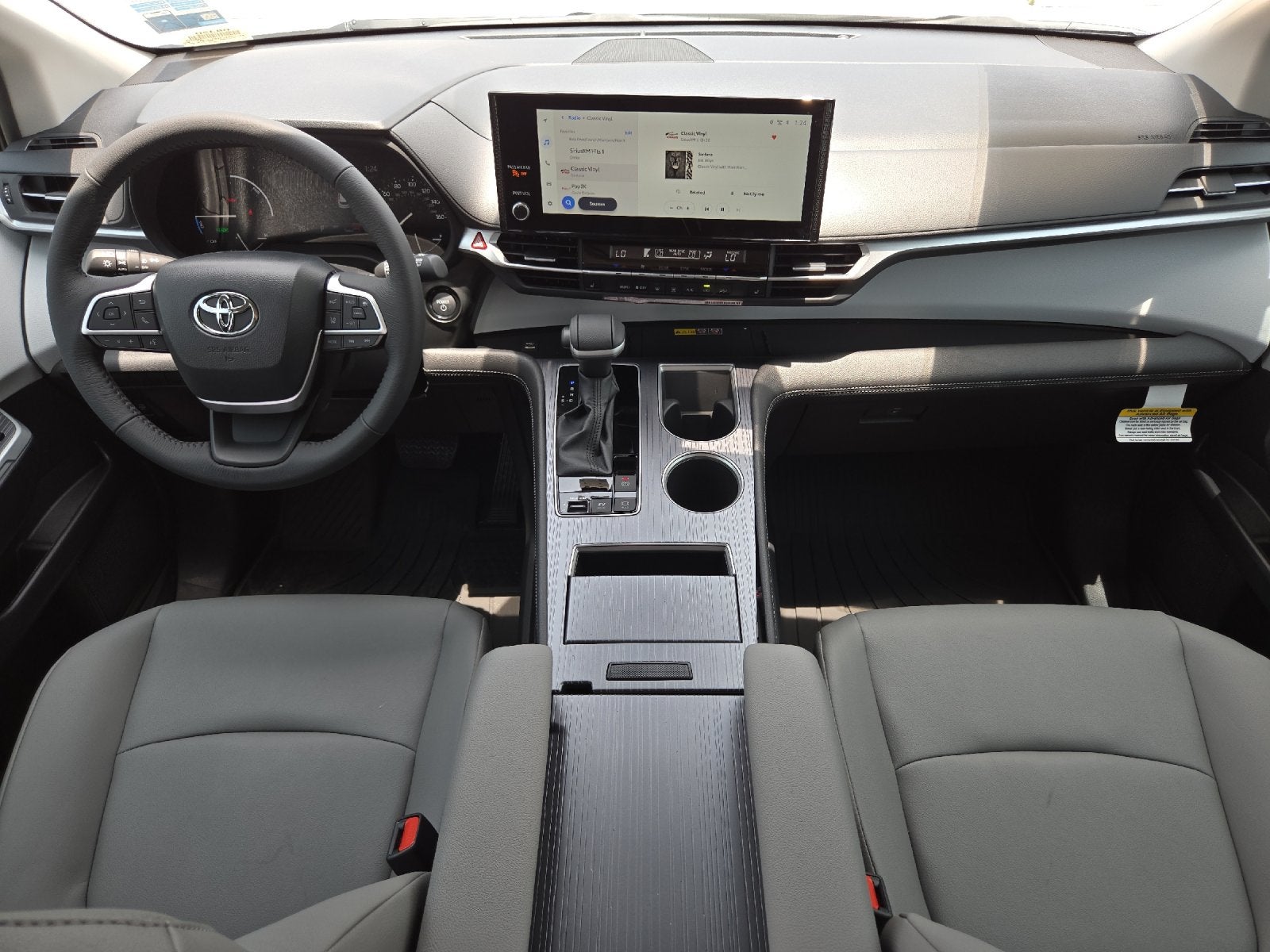 2026 Toyota Sienna XLE 8 Passenger