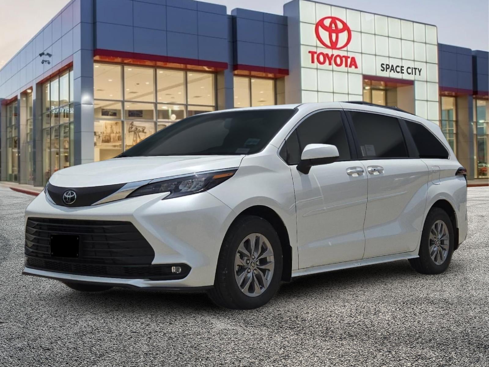 2026 Toyota Sienna XLE 8 Passenger