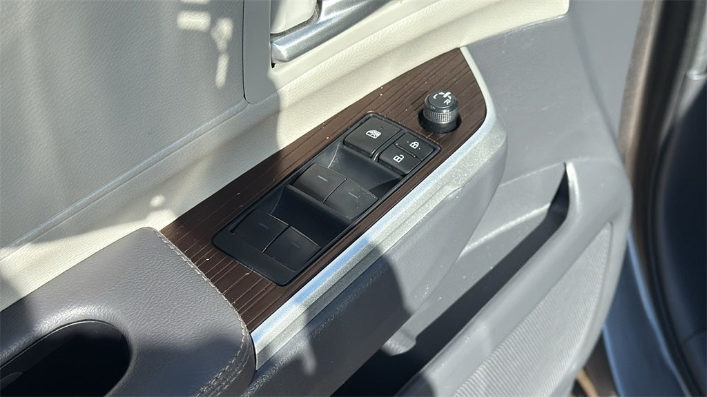 2024 Toyota SIENNA XLE XLE 7 Passenger