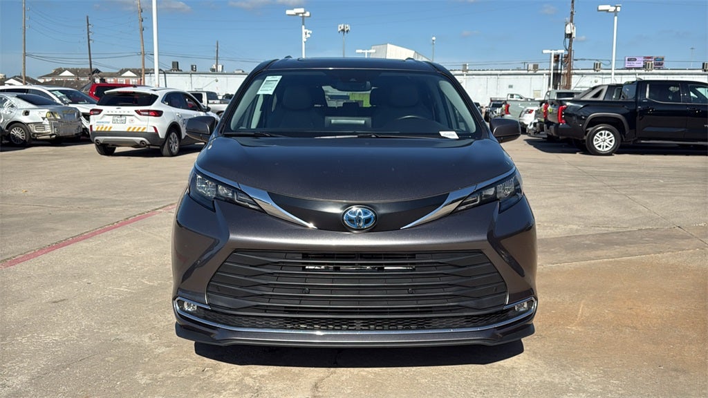 2024 Toyota SIENNA XLE XLE 7 Passenger