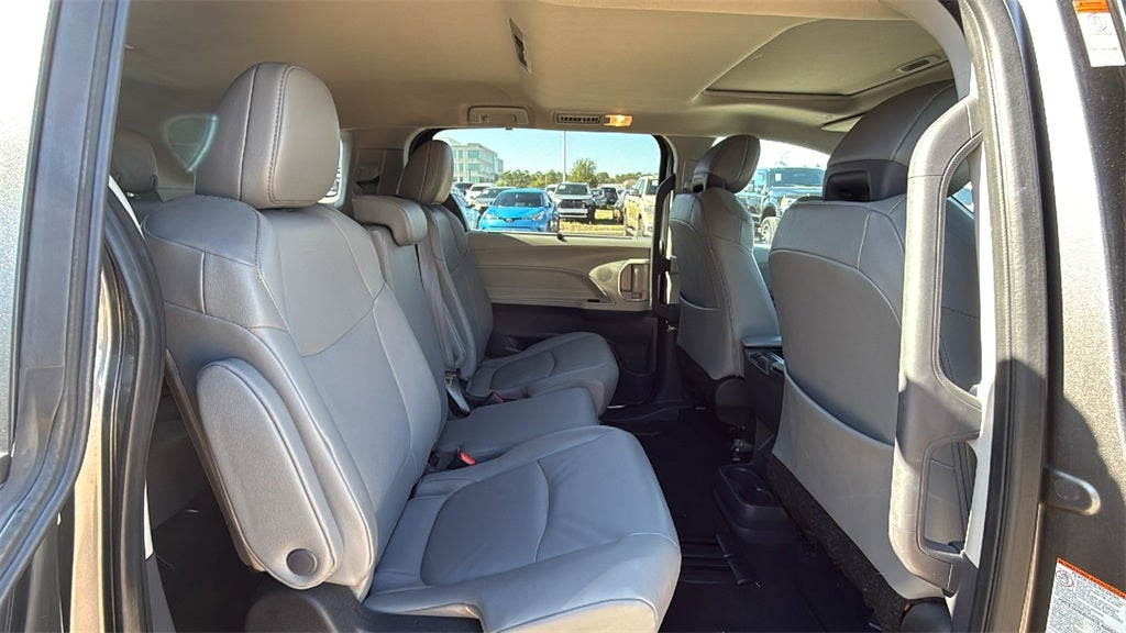 2024 Toyota SIENNA XLE XLE 7 Passenger