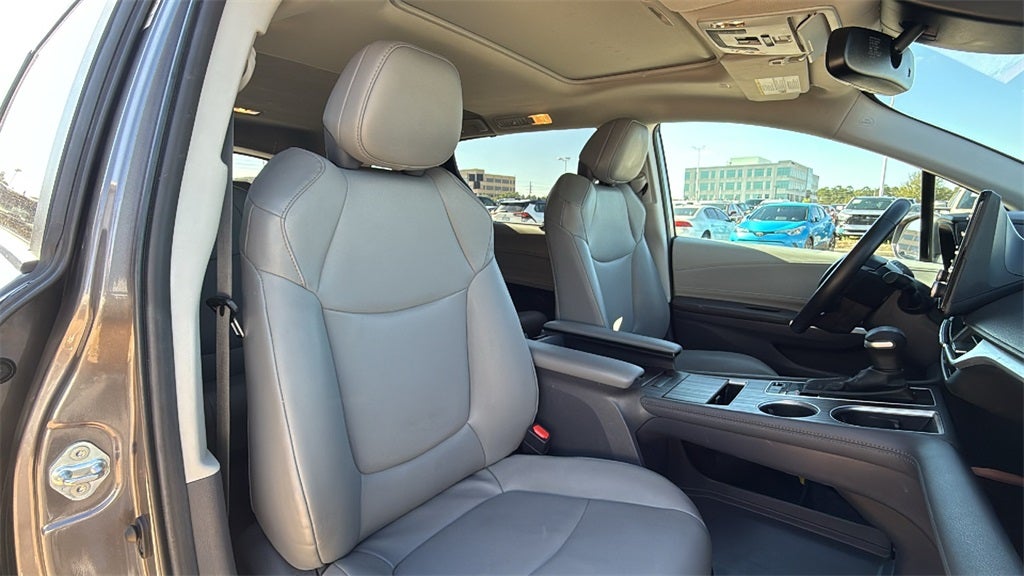 2024 Toyota SIENNA XLE XLE 7 Passenger