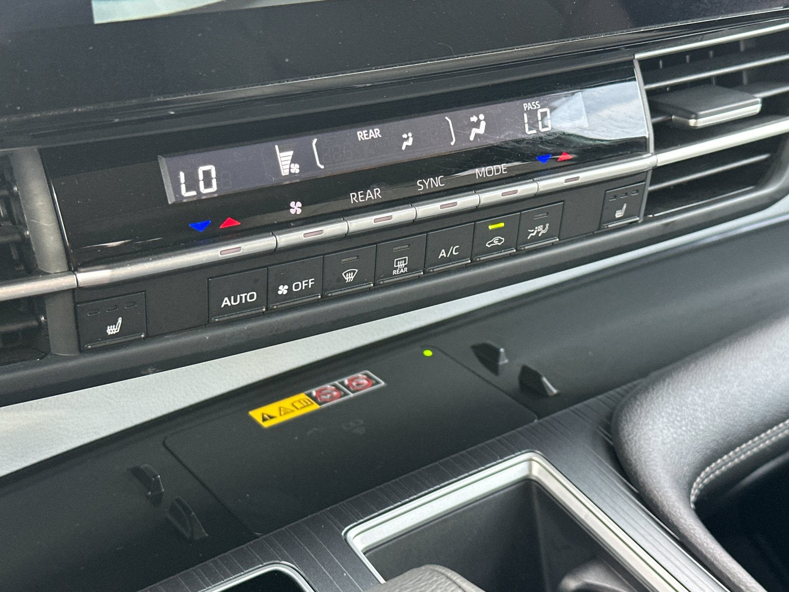 2026 Toyota Sienna XLE 8 Passenger