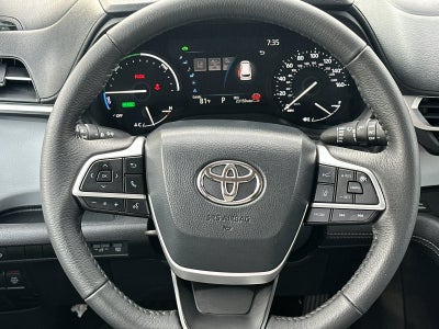 2026 Toyota Sienna XLE 8 Passenger