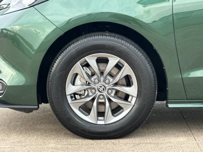2026 Toyota Sienna XLE 8 Passenger