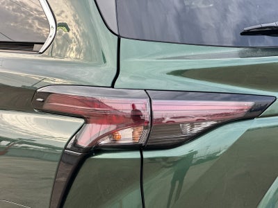 2026 Toyota Sienna XLE 8 Passenger