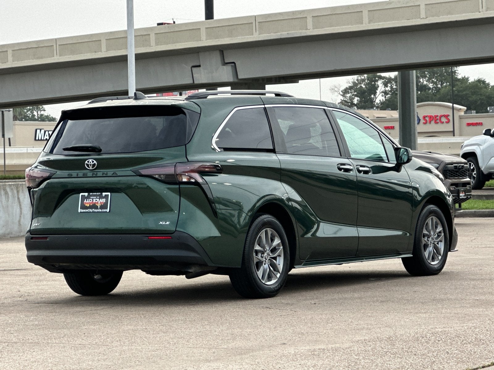 2026 Toyota Sienna XLE 8 Passenger
