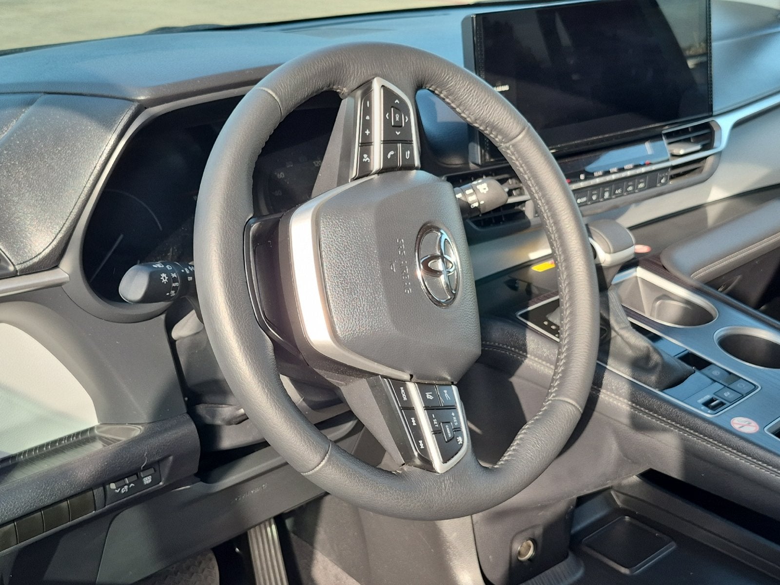 2026 Toyota Sienna XLE 8 Passenger