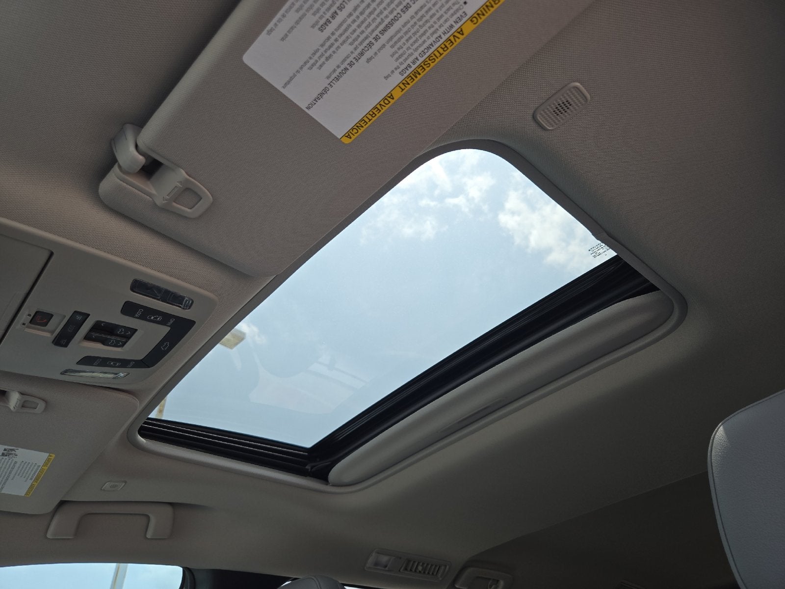 2026 Toyota Sienna XLE 8 Passenger