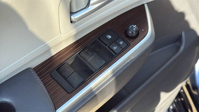 2023 Toyota SIENNA XLE XLE 8 Passenger