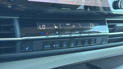 2023 Toyota SIENNA XLE XLE 8 Passenger