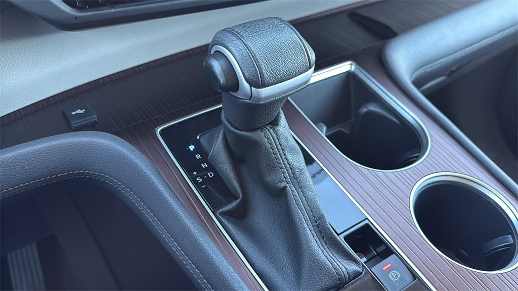 2023 Toyota SIENNA XLE XLE 8 Passenger