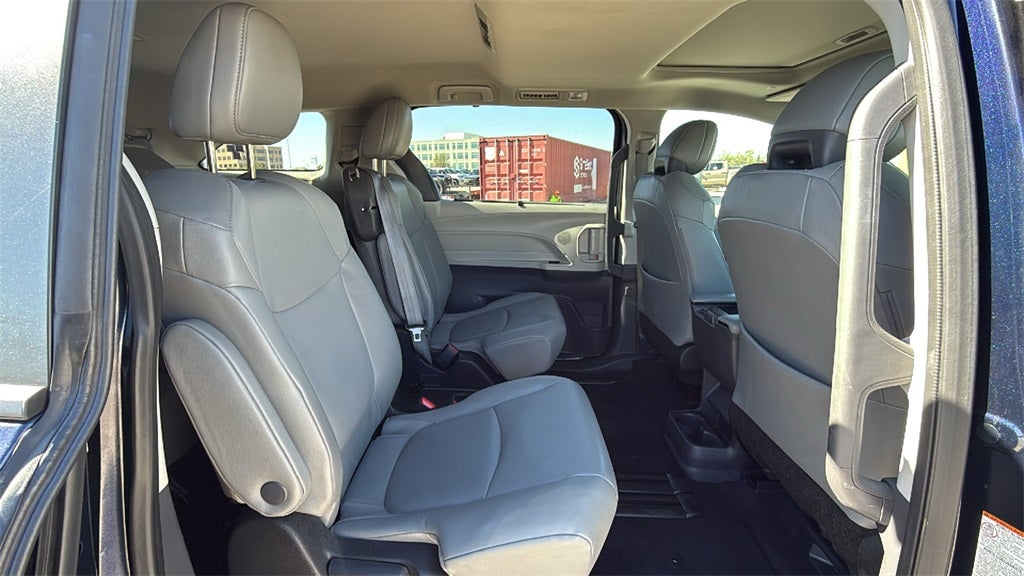 2023 Toyota SIENNA XLE XLE 8 Passenger