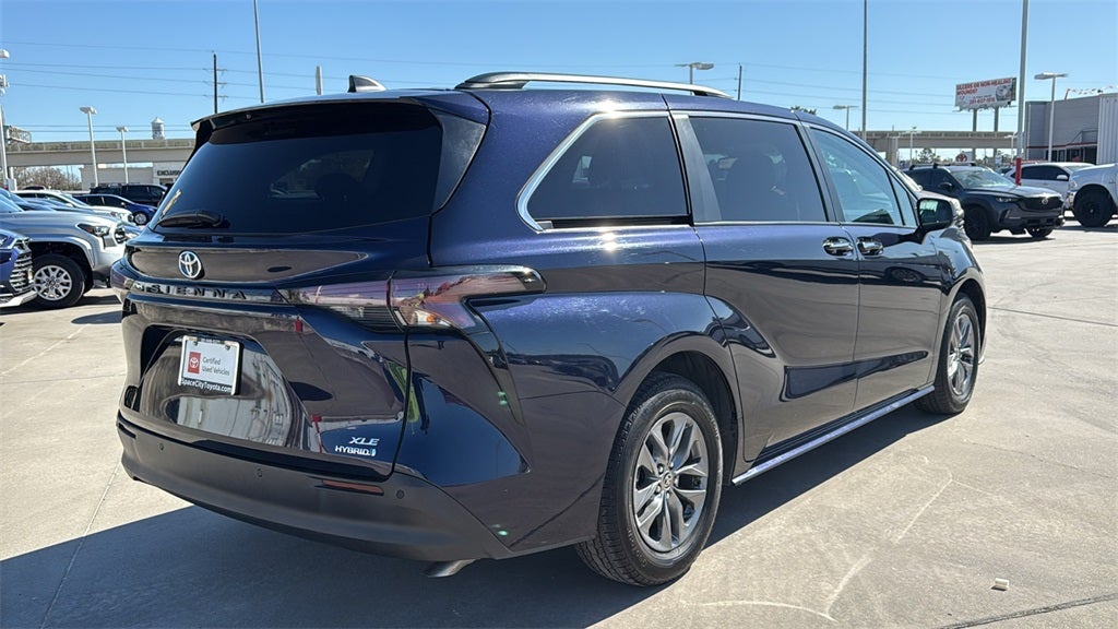 2023 Toyota SIENNA XLE XLE 8 Passenger