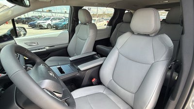 2026 Toyota Sienna XLE 8 Passenger