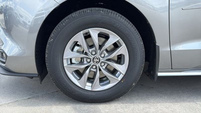 2026 Toyota Sienna XLE 8 Passenger