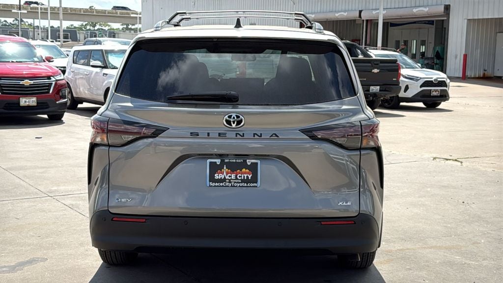 2026 Toyota Sienna XLE 8 Passenger