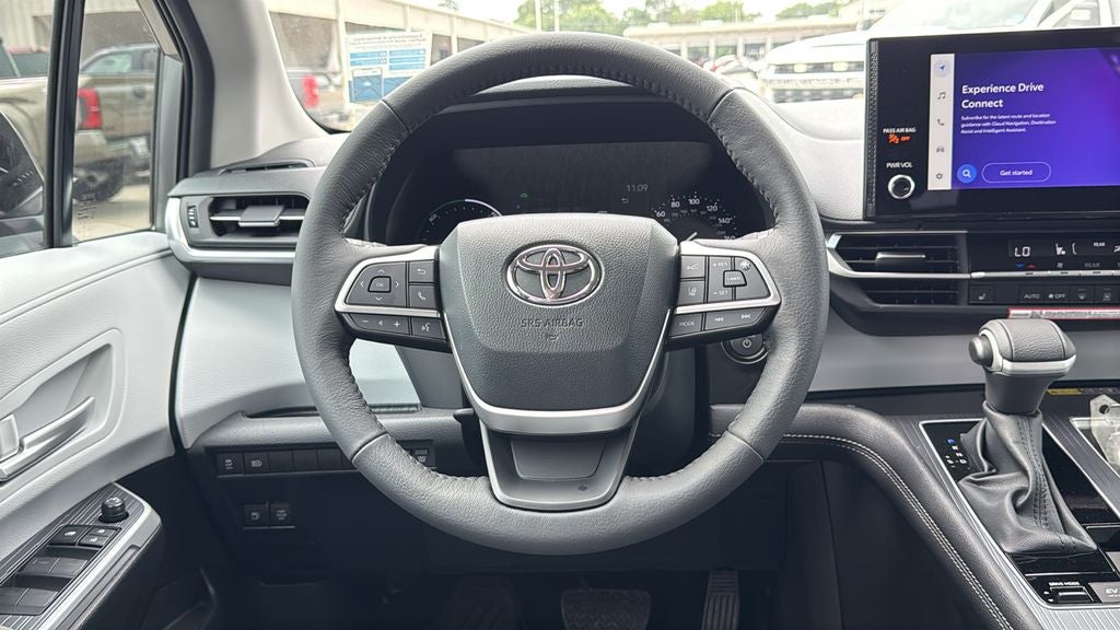 2026 Toyota Sienna XLE 8 Passenger