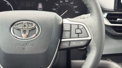 2026 Toyota Sienna XLE 8 Passenger