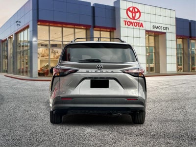 2026 Toyota Sienna XLE 8 Passenger