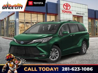 2026 Toyota Sienna XLE 8 Passenger