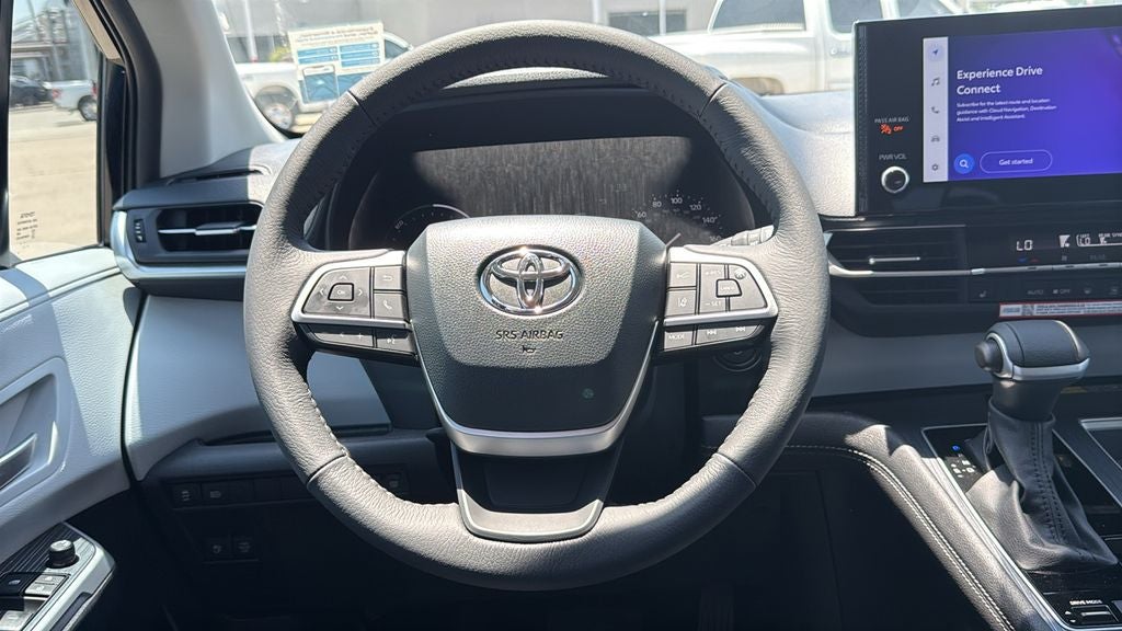 2026 Toyota Sienna XLE 8 Passenger