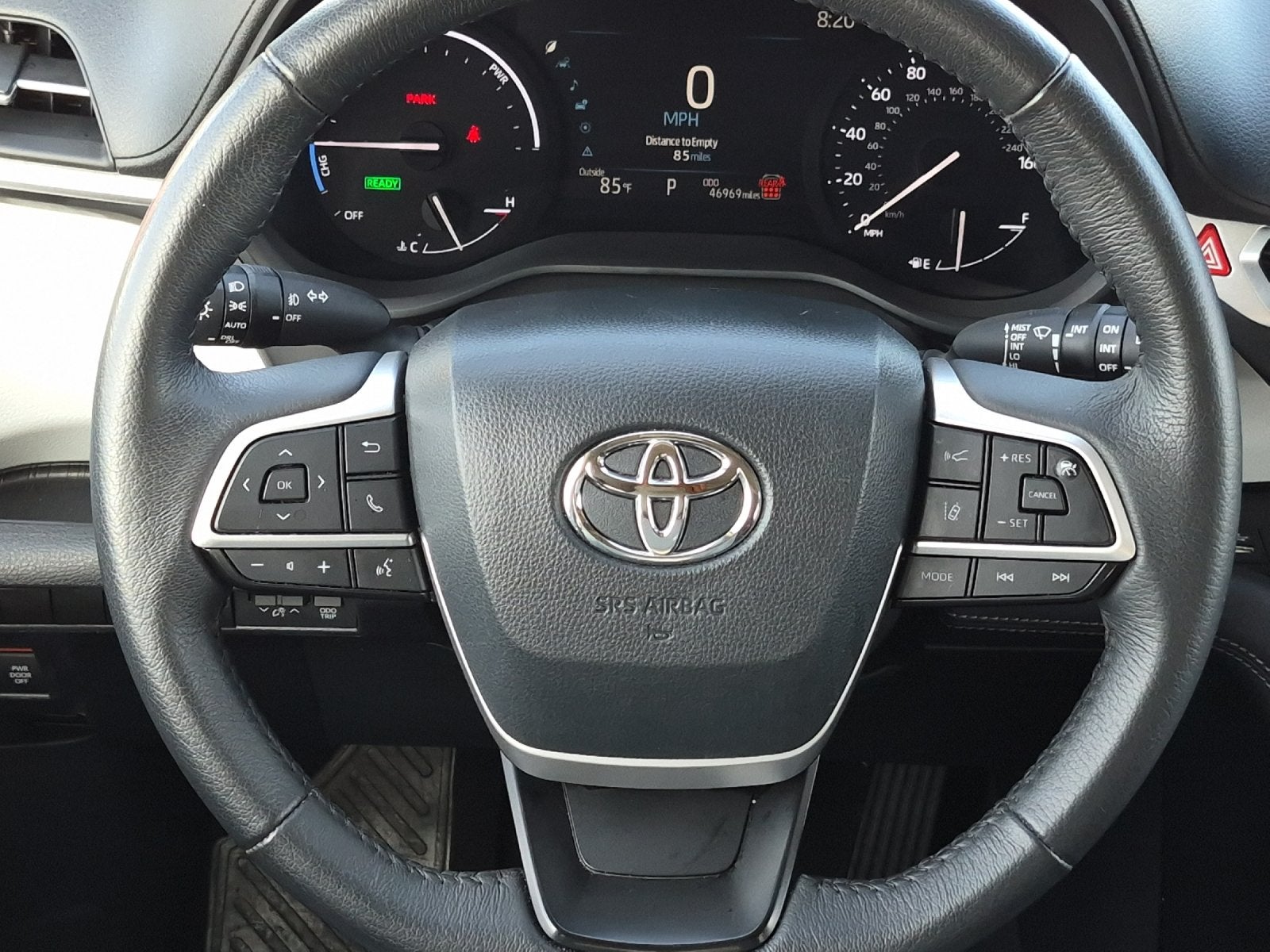 2025 Toyota Sienna XLE 8 Passenger