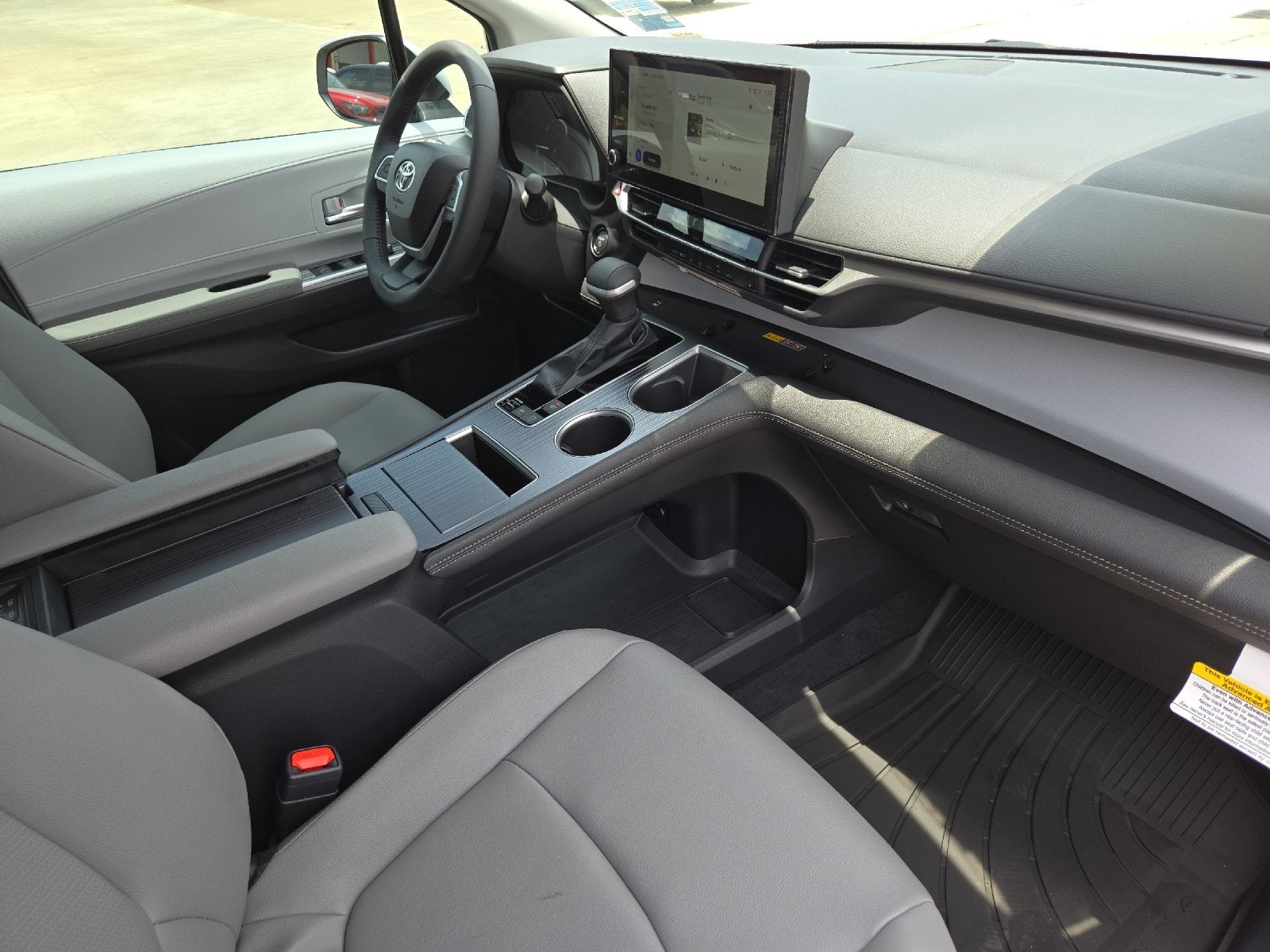 2026 Toyota Sienna XLE 8 Passenger