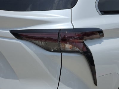 2026 Toyota Sienna XLE 8 Passenger