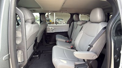 2026 Toyota Sienna XLE 8 Passenger
