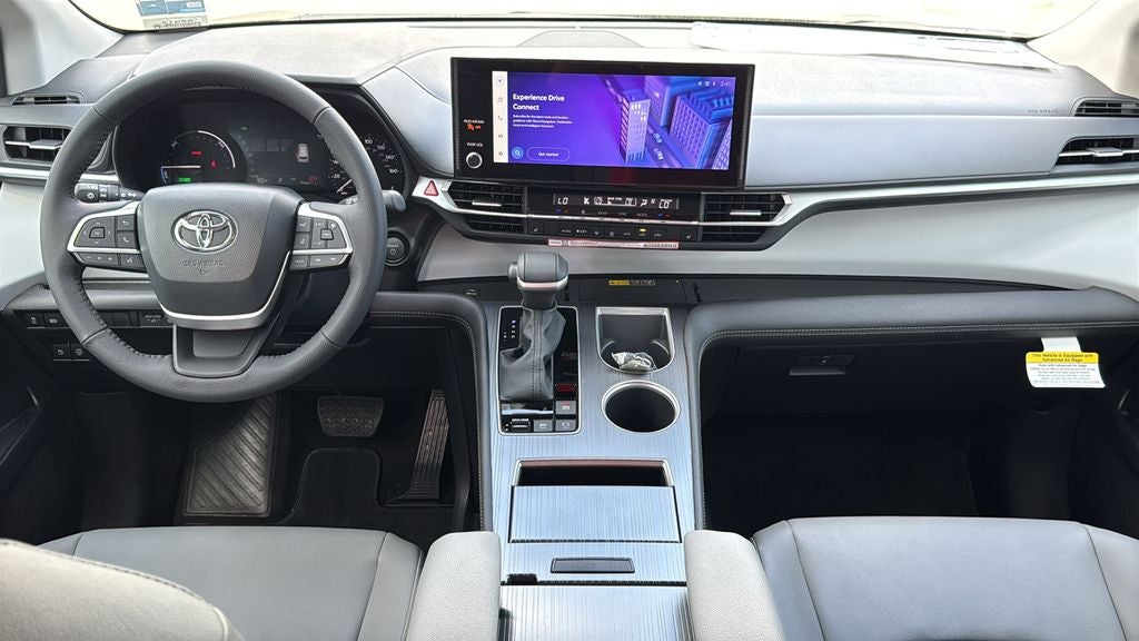 2026 Toyota Sienna XLE 8 Passenger