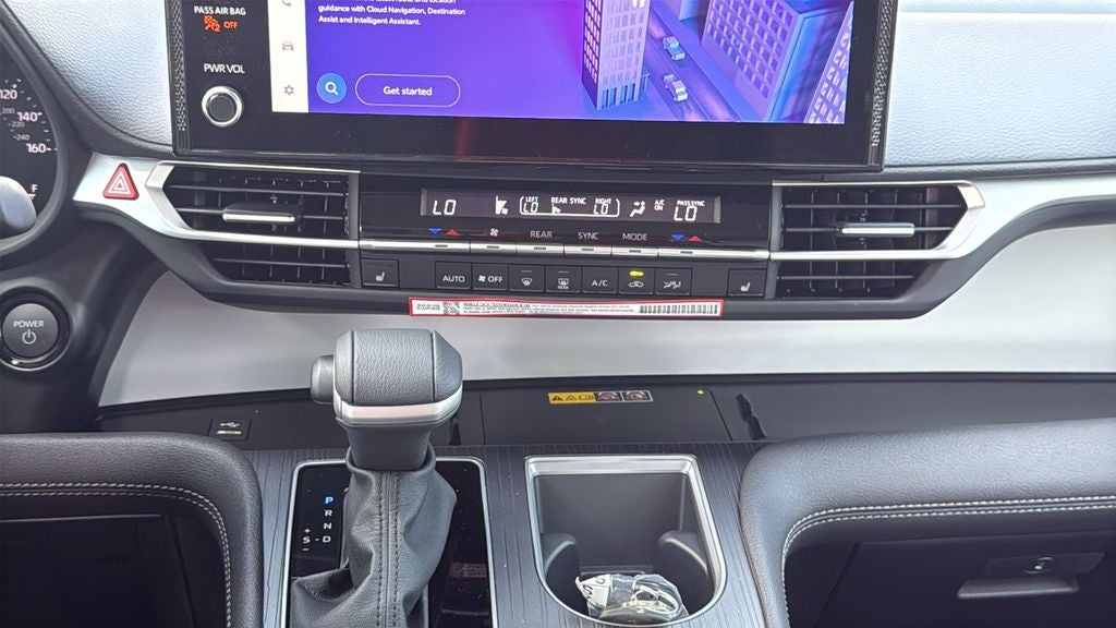 2026 Toyota Sienna XLE 8 Passenger