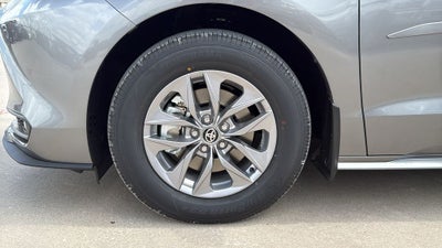 2026 Toyota Sienna XLE 8 Passenger