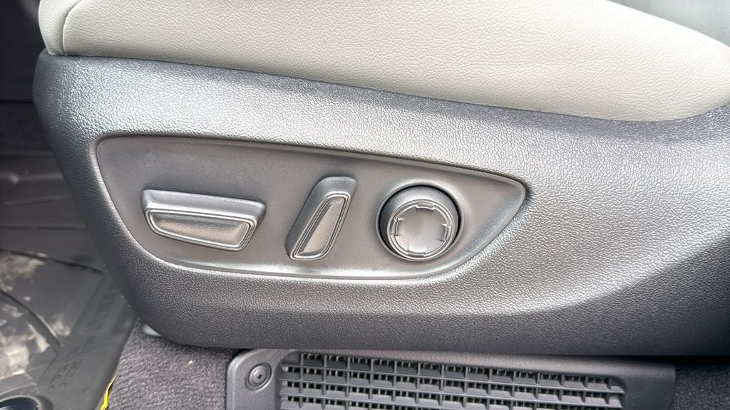 2026 Toyota Sienna XLE 8 Passenger