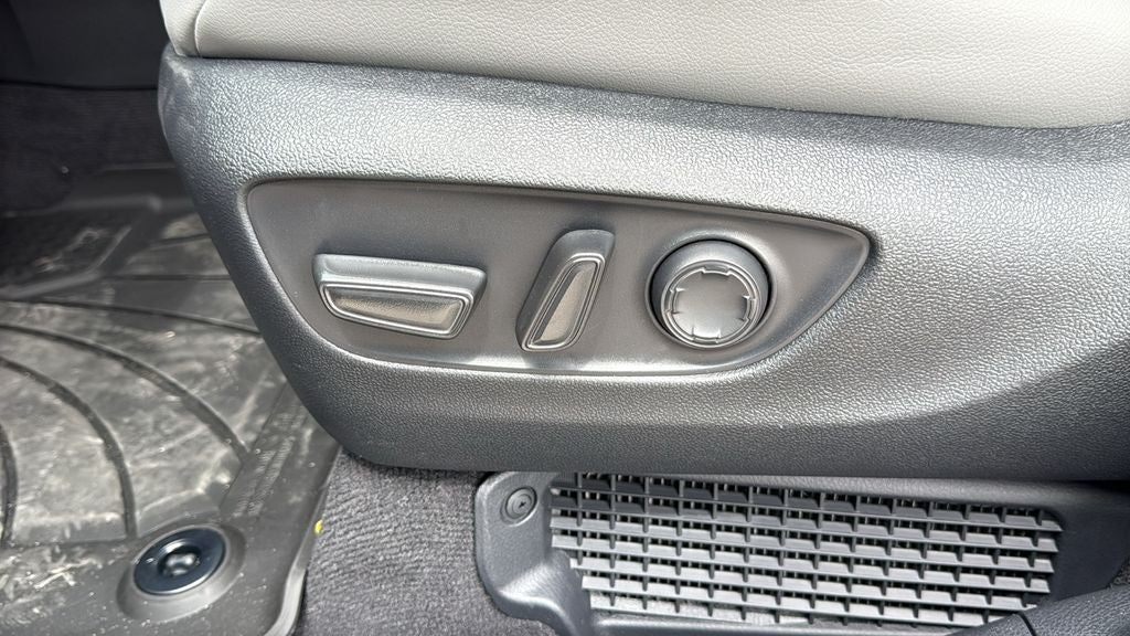 2026 Toyota Sienna XLE 8 Passenger