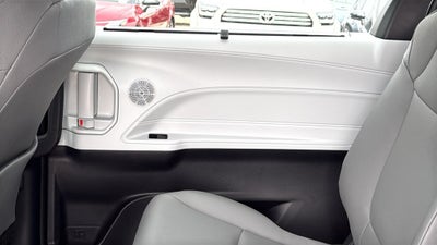 2026 Toyota Sienna XLE 8 Passenger