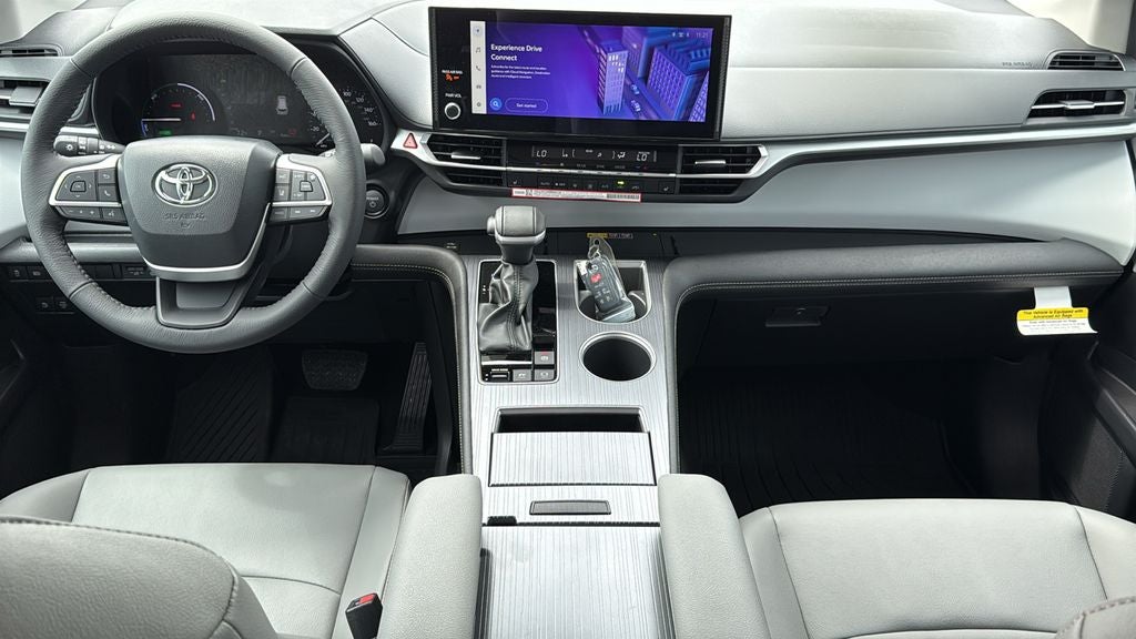2026 Toyota Sienna XLE 8 Passenger