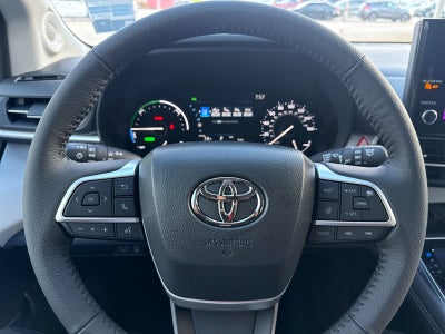 2026 Toyota Sienna XLE 8 Passenger