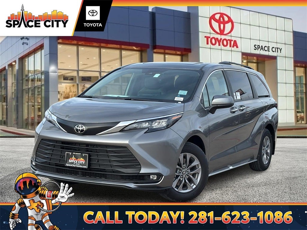 2026 Toyota Sienna XLE 8 Passenger