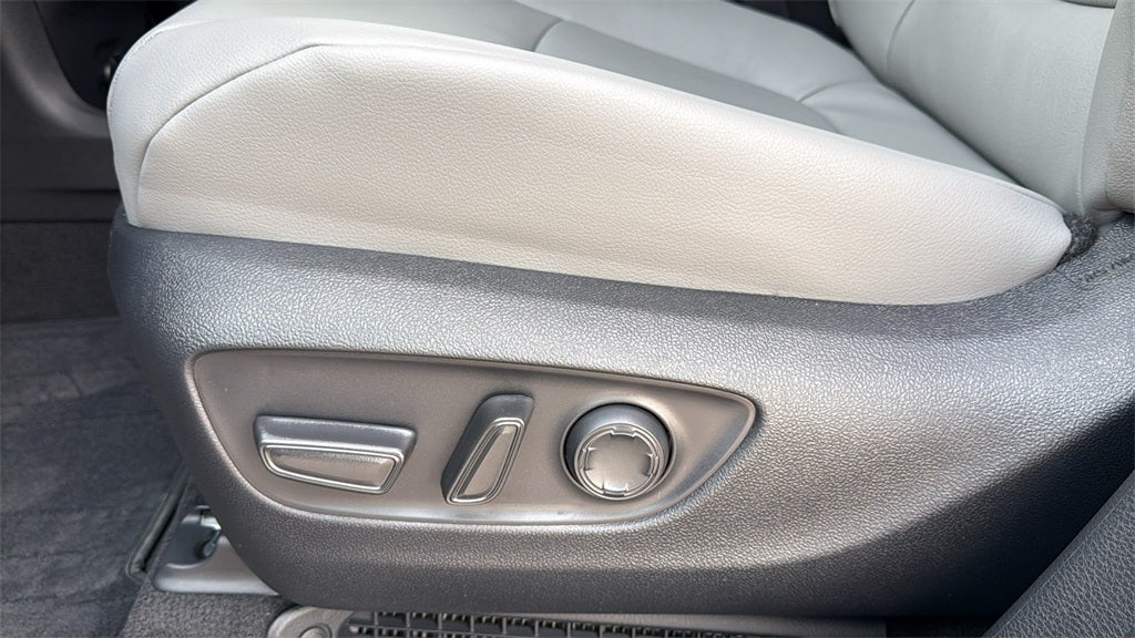 2026 Toyota Sienna XLE 8 Passenger