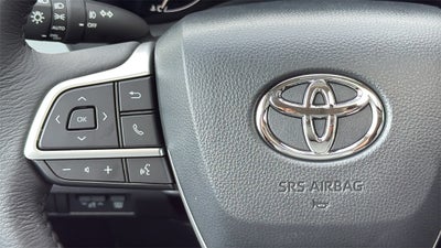 2026 Toyota Sienna XLE 8 Passenger