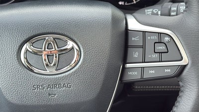 2026 Toyota Sienna XLE 8 Passenger
