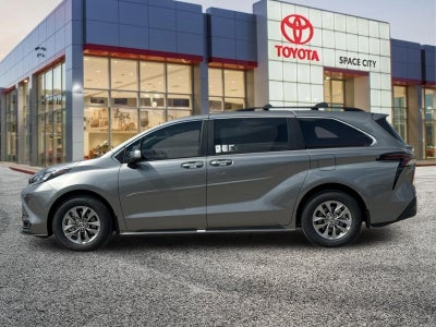 2026 Toyota Sienna XLE