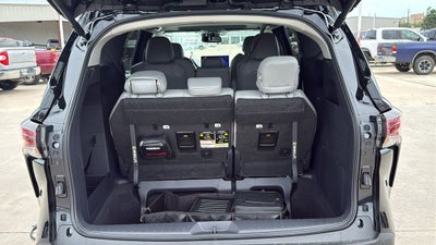 2026 Toyota Sienna XLE 8 Passenger