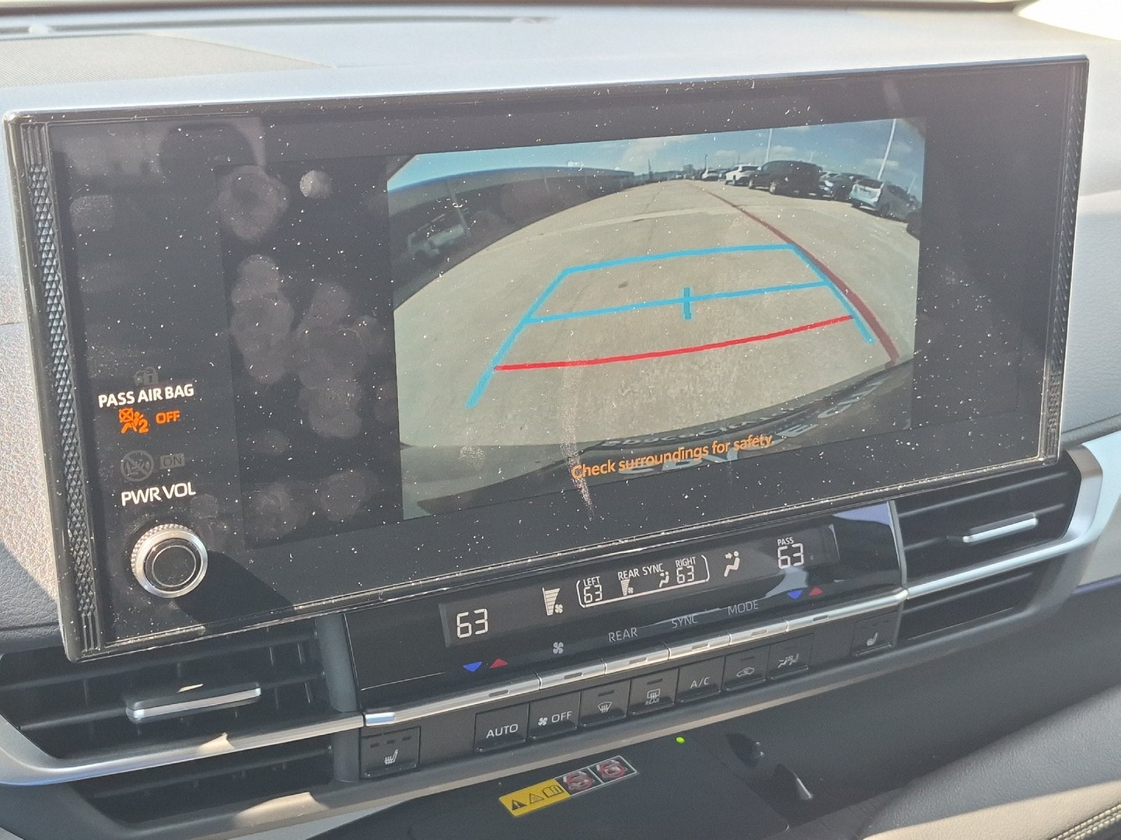 2025 Toyota Sienna XLE 8 Passenger
